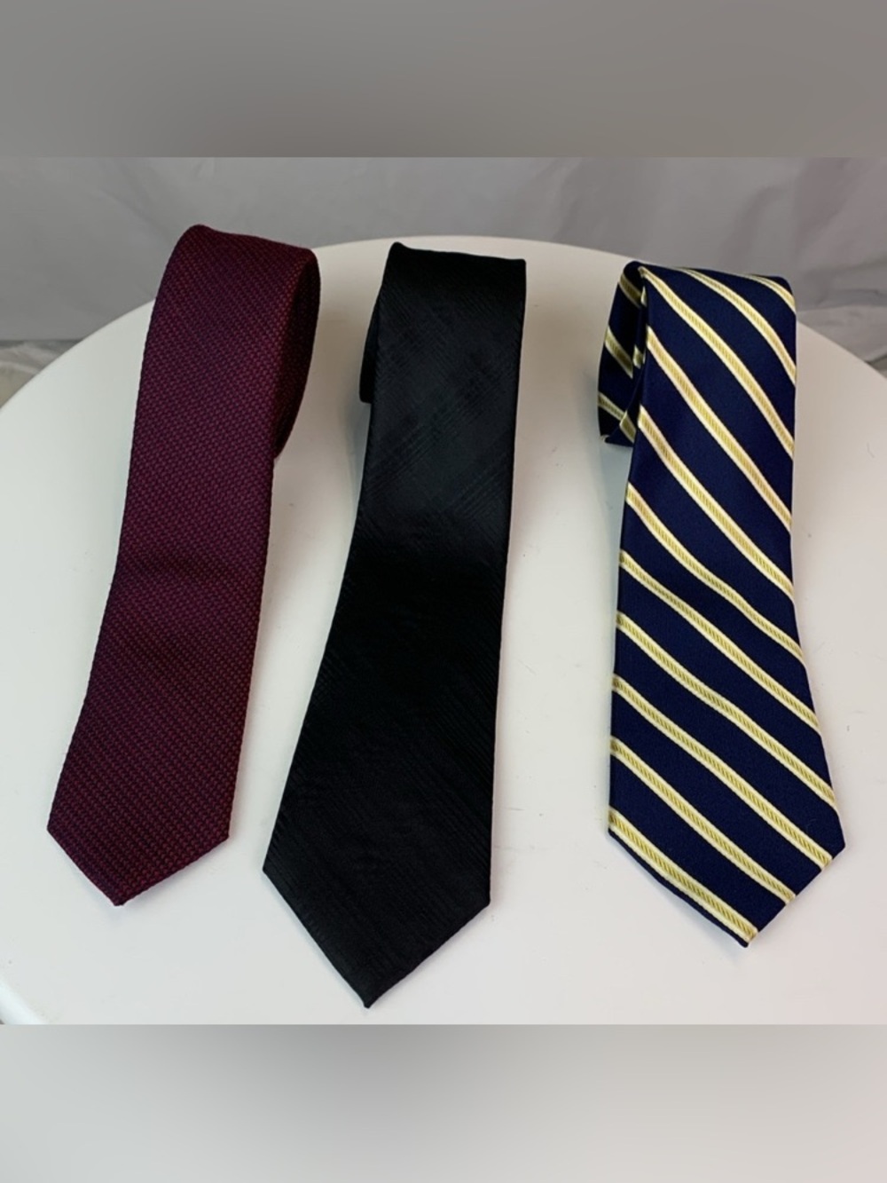 3 Men’s Ties Bar III Kenneth Cole Club Room Bundle